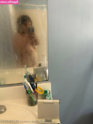 u362964950 - Que os parece mi traje de baño? 😘