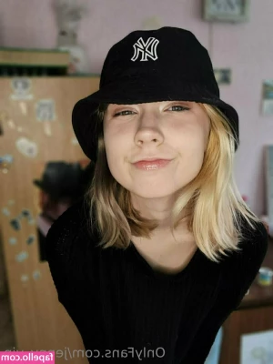 jenny_vip [ jenny-vip ] - Saunatag und ihr so