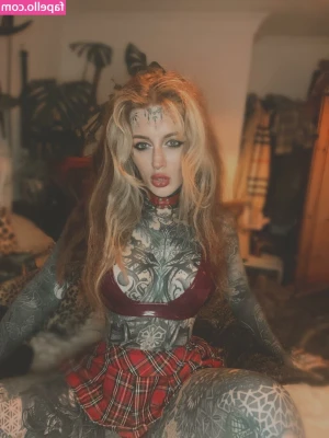 Sophie Wilde [ sophie-wilde ] - What if I tested you by spreading My ass cheeks apart like this while