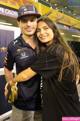 Kelly Piquet [ kelly-piquet ] - Vem que estou te esperando 😋😈