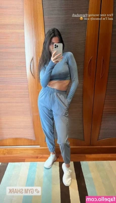 Kelly Piquet [ kelly-piquet ] - 😘 it's almost Friday
