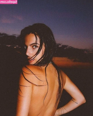 Kelly Piquet [ kelly-piquet ] - Boobies just for you