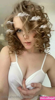 kateorkatrin - I m very horny today