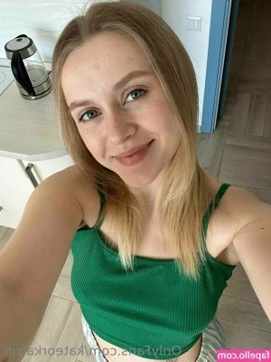 kateorkatrin - Let s shower together