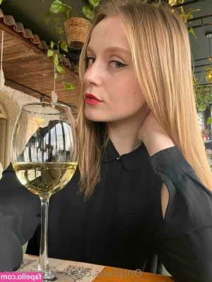kateorkatrin - The Face  amp  Feet behind InstaGuyFeet on IG  Comment  Tip and