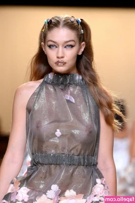 Gigi Hadid [ gigi-hadid ] - Do you like girls who wear glasses?