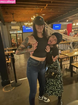 Wisalallen (Lisa Wallen) [ wisalallen-lisa-wallen ] - which way do u wanna fuck me? 😍