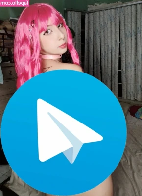 Alissonkawaii - @emma.fox.red ✨ I have no intention of getting up 🥵 off your