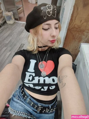 Alissonkawaii - let me get you off today babe 🥵  🍒 TIP $14 for titty photos big