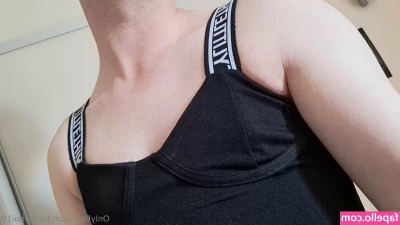 bennyboi19 - I woke Up horny😫