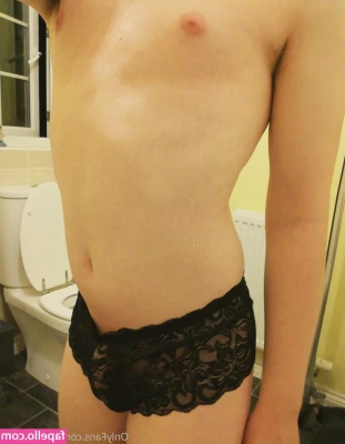 bennyboi19 - Looking for fun! What are you doing today? 😊💗
