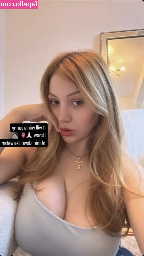 Alejandra Walle [ alejandra-walle ] - Do you like my bouncy ass?😏 DM me for a custom twerk vid 😉