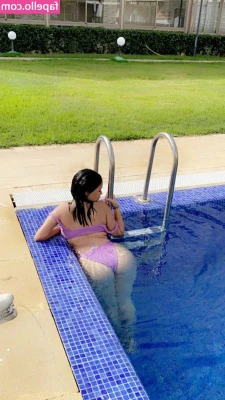 Madiha Er-Rousy [ madiha-er-rousy ] - just some slow mo titty bouncing with a face mask on