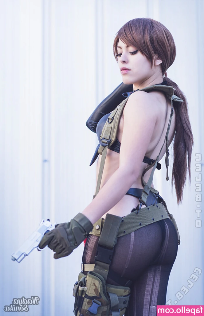 Nadya Sonika [ nadya-sonika ] - Getting bushyyy