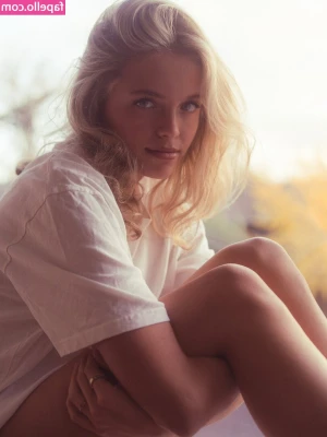 Jasmin Rostock [ jasmin-rostock ] - Im up tonight baby. Let’s have a 🔥SEXTING🔥 time. Tip below