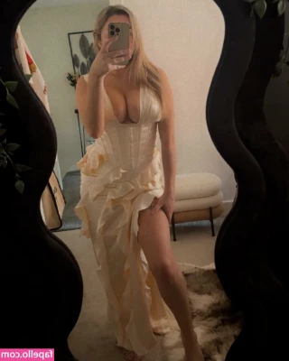 llannagg - fucking this lovely lady today! 😈