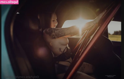 Inkednaddl - I know youve always wanted to see Lola fill her tight little pussy :3