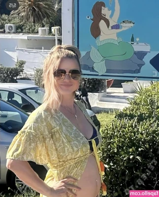 Mascha von Rascha [ mascha-von-rascha ] - @devilishdaisy 7 months pregnant getting fucked, filled with cum