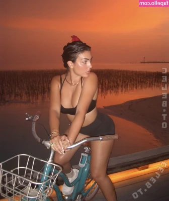 Georgina Rodriguez Hernandez [ georgina-rodriguez-hernandez ] - lets find a remote, wood cabin somewhere, in the cold... we can keep