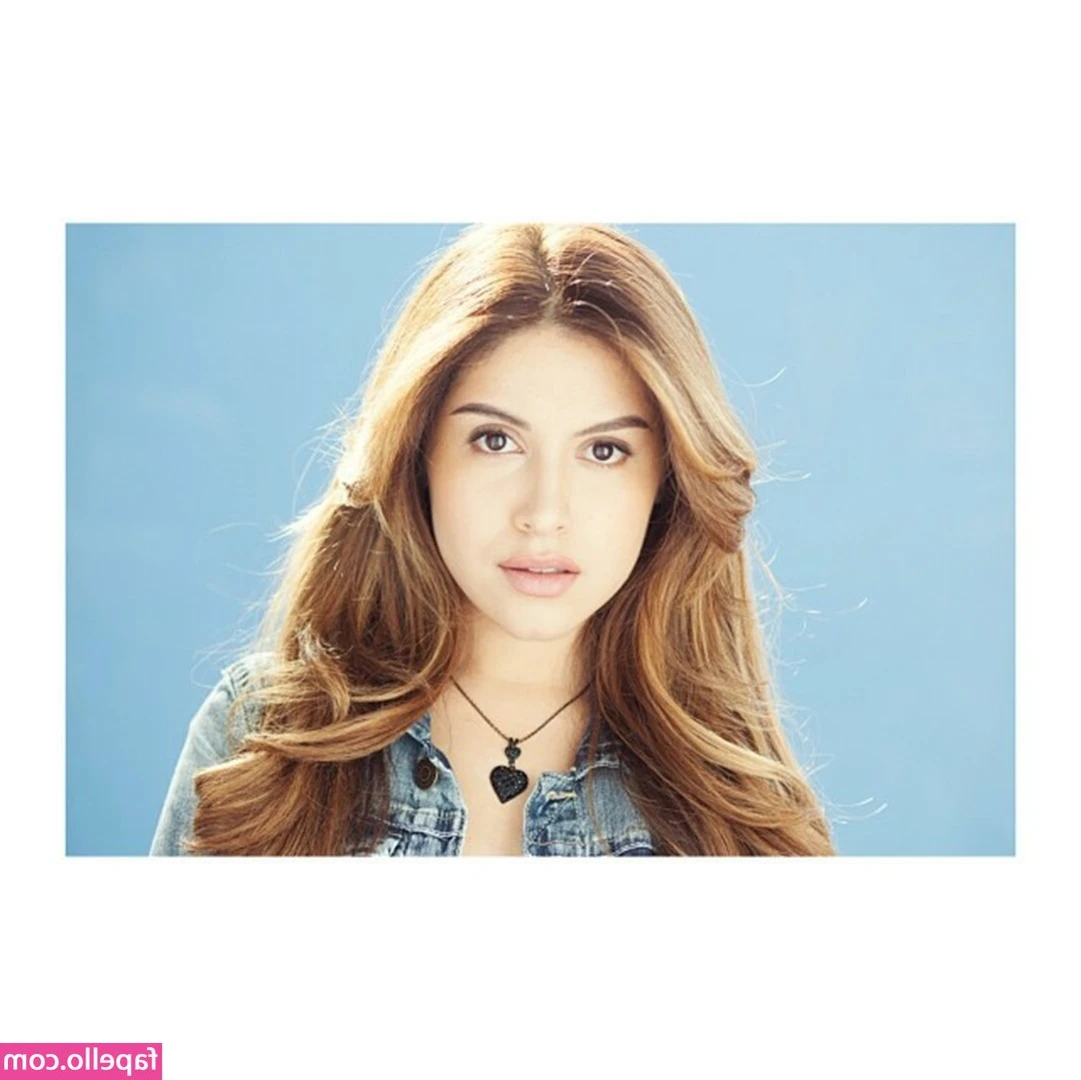 Cinthya Carmona [ cinthya-carmona ] - We’re on our first date and you see me fumbling with my skirt so