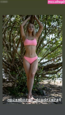 Jennifer Glaser [ jennifer-glaser ] - Happy thirsty Thursday! 😇💦