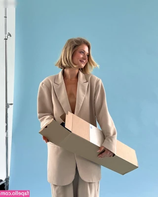 Anna Engelschall [ anna-engelschall ] - CHECK YOUR DMs FOR THIS AMAZING DEAL 🤰PREGNANT PORN MEGA BUNDLE