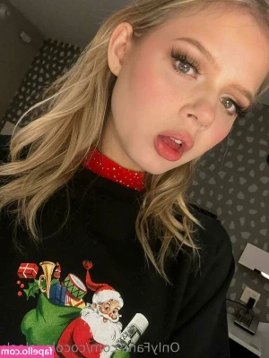 CoCo Lovelock [ coco-lovelock ] - Suck on my titties  Pretty please