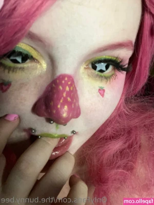 The.bunny.bee [ the-bunny-bee-1 ] - To all my new subscribers check your DM’s and receive your freebies
