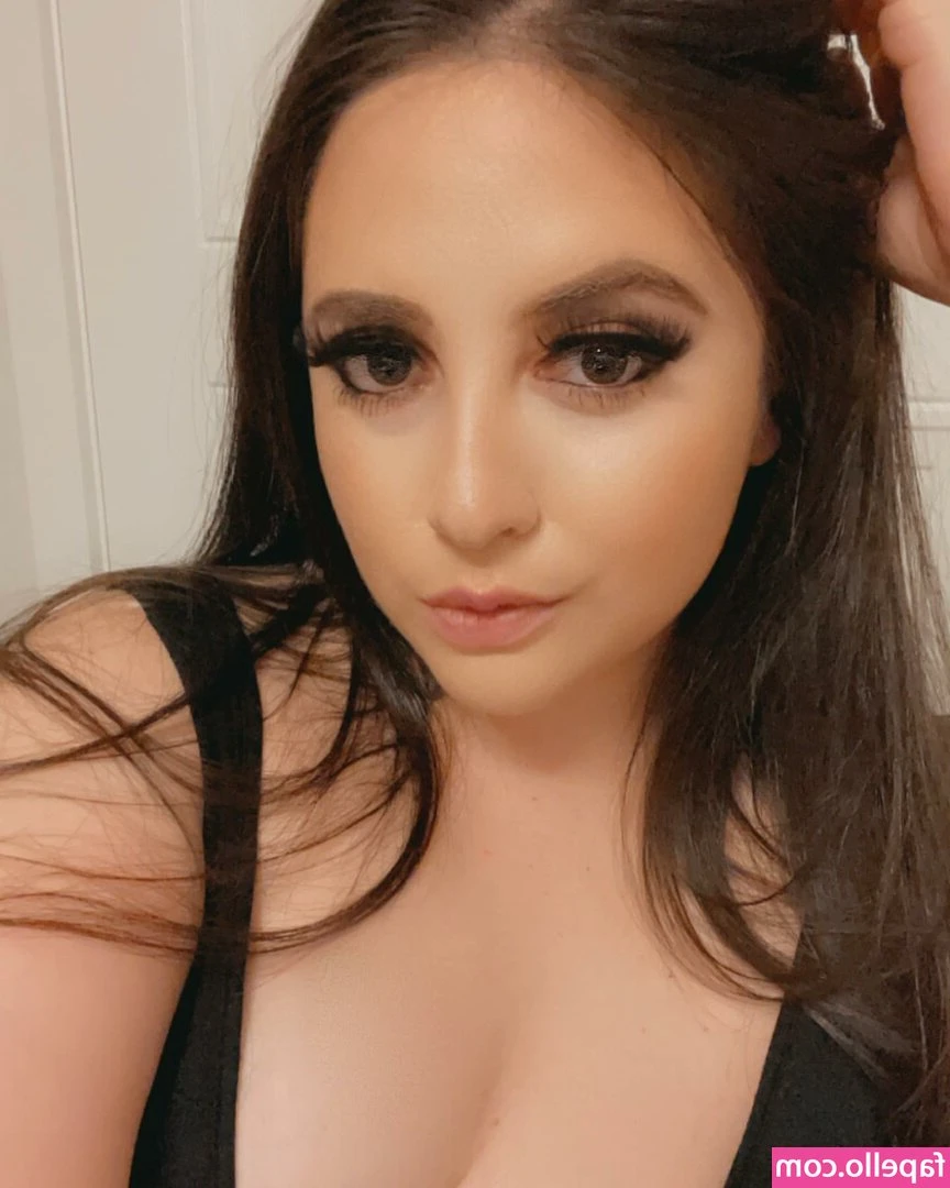 ava_hadley [ ava-1 ] - Daddy makes me a good sissy slut😛 wouldnt you love to make me a