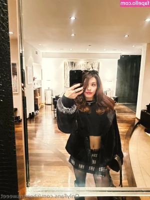shorrtnsweeet - Would you spank this juicy ass daddy