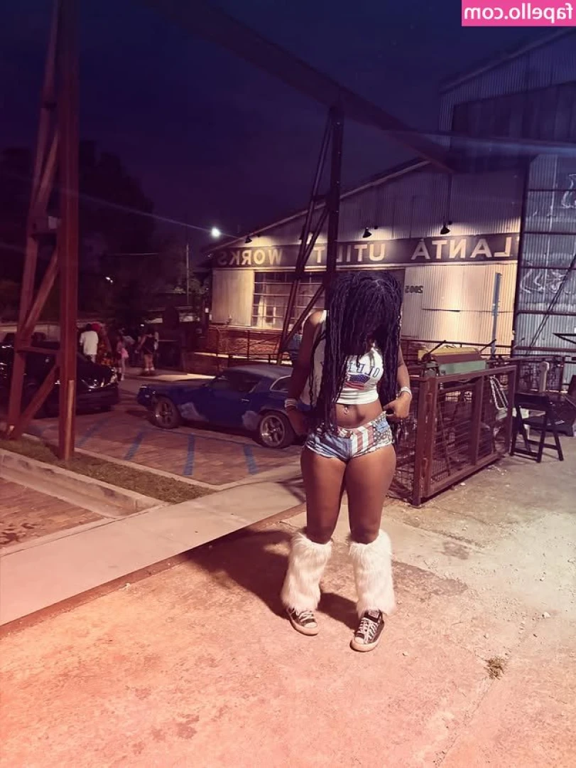 kxta__ [ kxta ] - Waiting for you to sext with me 😈