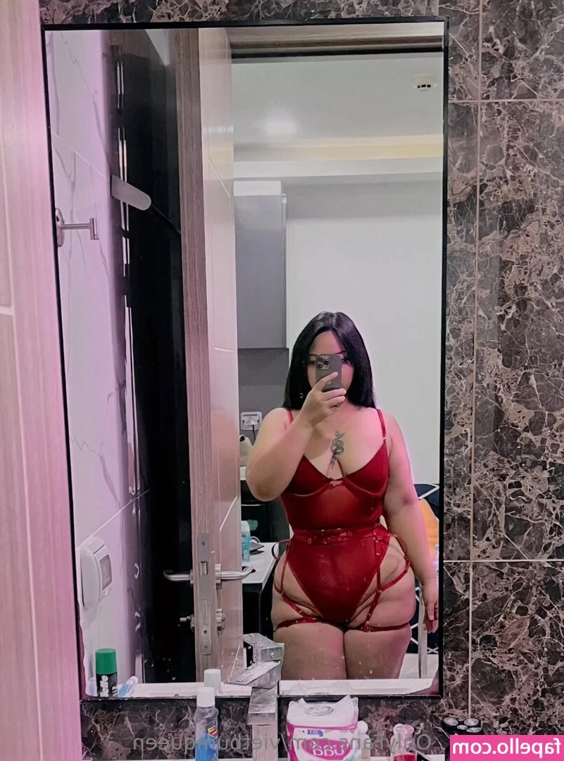 Armmyii Aka Vietbumqueen [ armmyii-aka-vietbumqueen ] - Hey sissy, how about taking a real BBC, right now? 🍆 Do you think