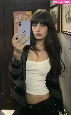 reaIsnowhite