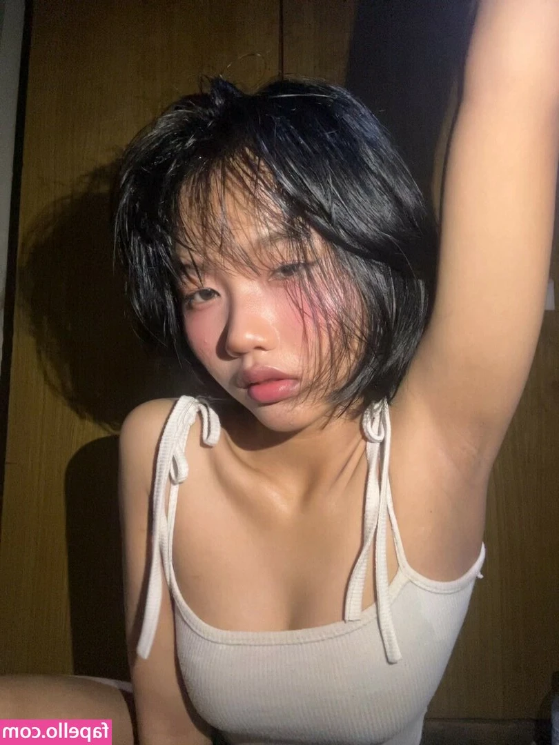 itsmichimiko - More of me and my pussy🐱