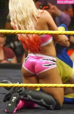 Alexa Bliss [ alexa-bliss ] - Almost exploding at the preview screen? You didn’t even hit play