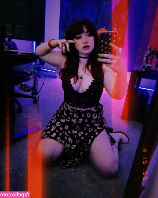 Koolysmiley - Hit me up baby my vip gets the works 💋