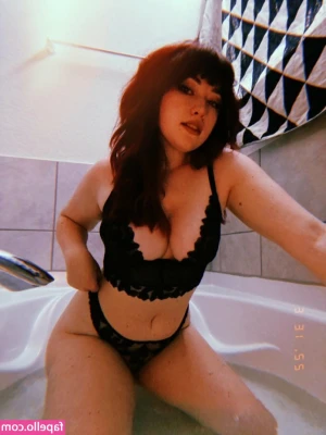 Koolysmiley - Just got back from my little vacation 🥰