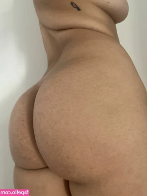 Loveratho - Do you want me to sit on you like this? Swipe for video~ I love these
