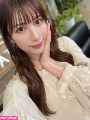 Risa Yukihira [ risa-yukihira ] - Good morning babes 🥵 feelin a little spicy this morning 🌶