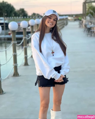 Theo Rose [ theo-rose ] - I regret wearing this to travel, it was cold 😅