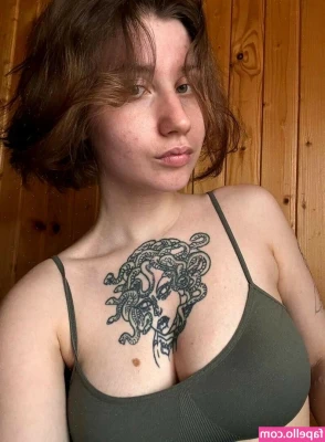 Kathie - Bedtime treat for my spit lovers 💧🥺