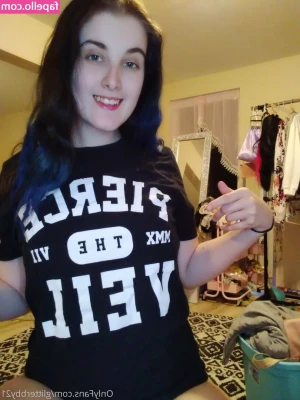 glitterbby21 - I won't be filming any new videos with my cum shooting dildo because