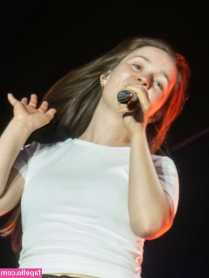 Sigrid - 🔞I wish you would come to my room when I am naked and fucked me😘