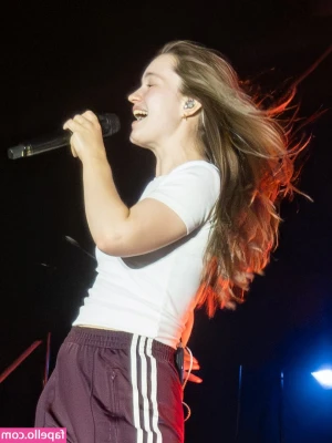 Sigrid - In case you missed the PPV DM— Watch me take @therealpoppichulo34