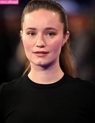 Sigrid - Life is Beautiful event downtown today, VIP  Photos by Pedsrmeds