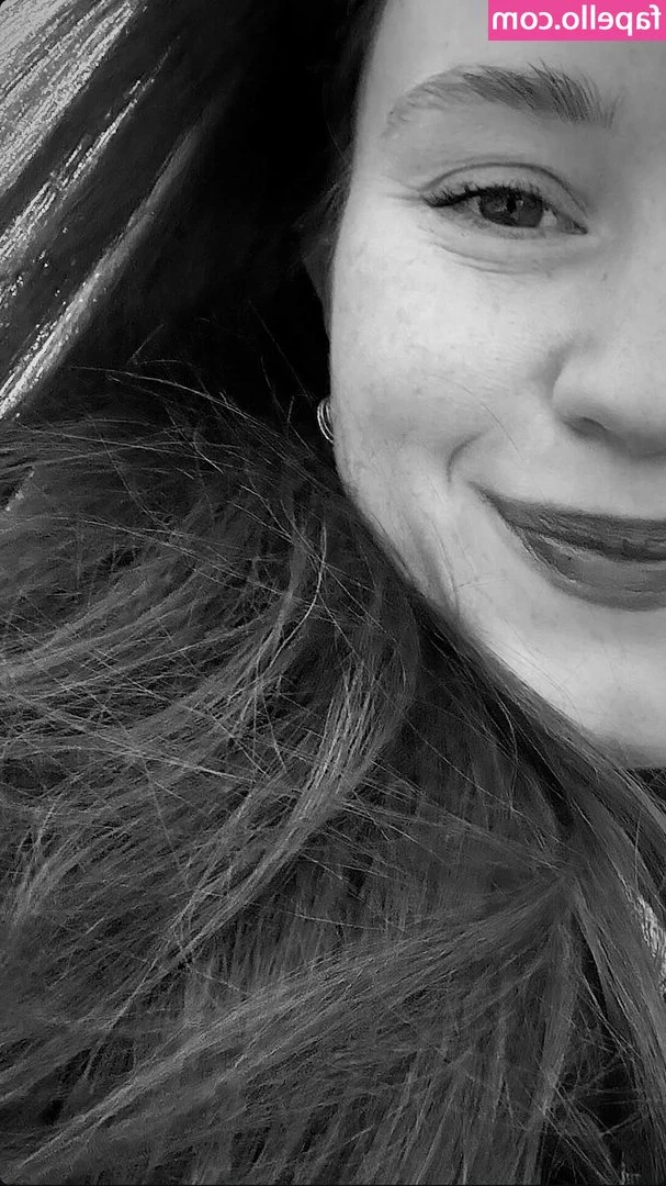 Sigrid - Hiii you guys  I know things have been crazy but I m going to make