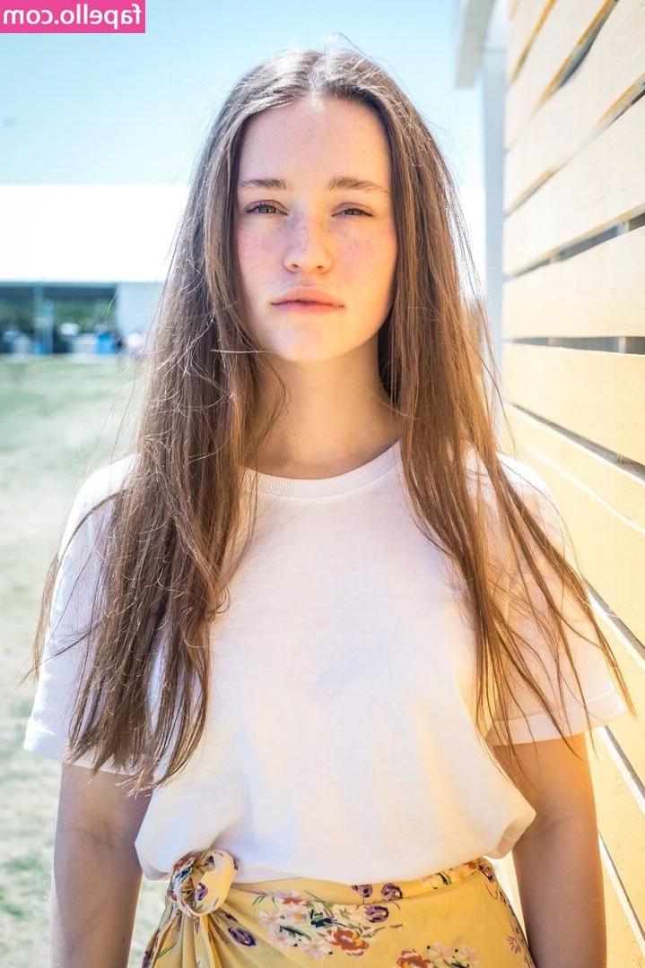 Sigrid - Hit that tip button over and over bro... I won't tell anyone  