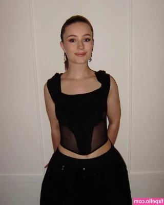 Sigrid - Who wants the full video   Also if anyone is in South Carolina and