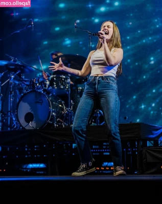 Sigrid - Aren t you just so jealous
