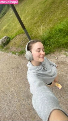 Sigrid - Veins for days